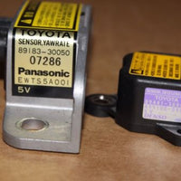 2001-2004 Lexus GS300 Toyota Yaw Rate Sensor 89183 30050 - BIGGSMOTORING.COM