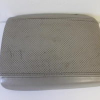 2003-2006 Cadillac Escalade Center Console Armrest Lid Cover - BIGGSMOTORING.COM