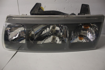 2002-2004 SATURN VUE FRONT LEFT DRIVER SIDE HEADLIGHT 26399 - BIGGSMOTORING.COM
